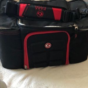 6 pack Fitness Innovator Bag